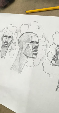 Croquis de figures humaines dessinées au fusain.