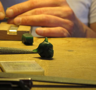 Atelier Tcheskiss. Sculpture sur cire, bijouterie
