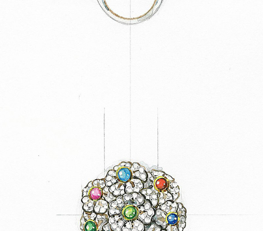 Bague blanche avec des pierres vertes, rouges et bleues sur un fond blanc.